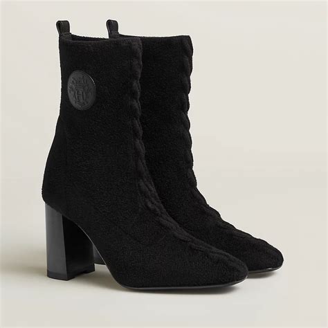 hermes volver 90 ankle boot|HERMES Knit Calfskin Volver 90 Ankle Boots 41 Black.